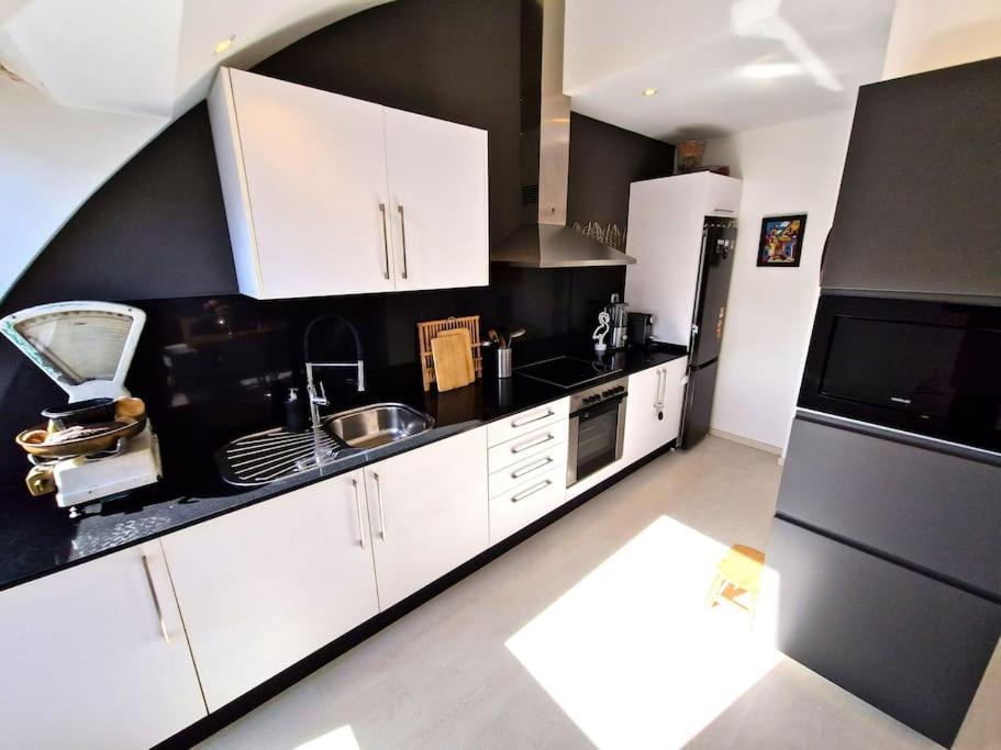 Apartamento Deluxe Vistas Al Mar Burela 外观 照片